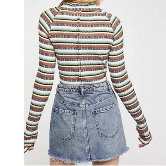 Free People Zip Up Mini Jean Skirt Distressed Raw Hem Denim - Picture 9 of 11